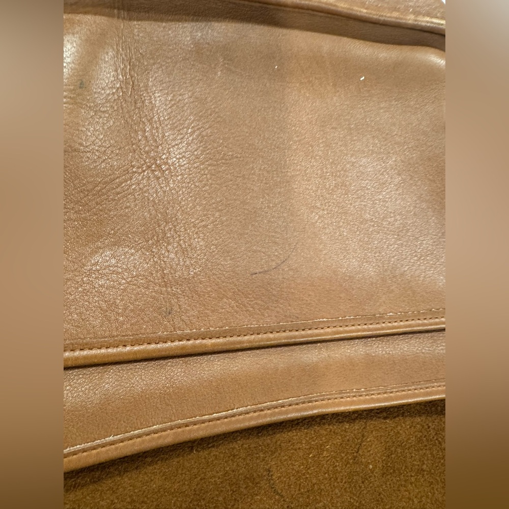 Vintage Coach 9951 Patricia Legacy British Tan Leather Messenger Shoulder Bag - Picture 12 of 15